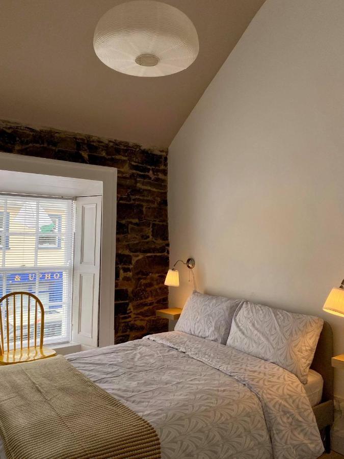 Room 2 Camp Street B&B & Self Catering อูคเทอราร์ด ภายนอก รูปภาพ