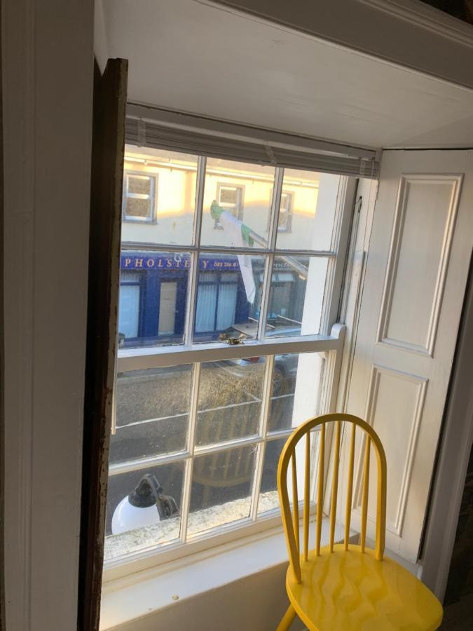 Room 2 Camp Street B&B & Self Catering อูคเทอราร์ด ภายนอก รูปภาพ